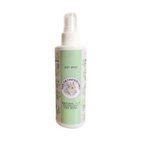 Natural Fly Repellent Spray